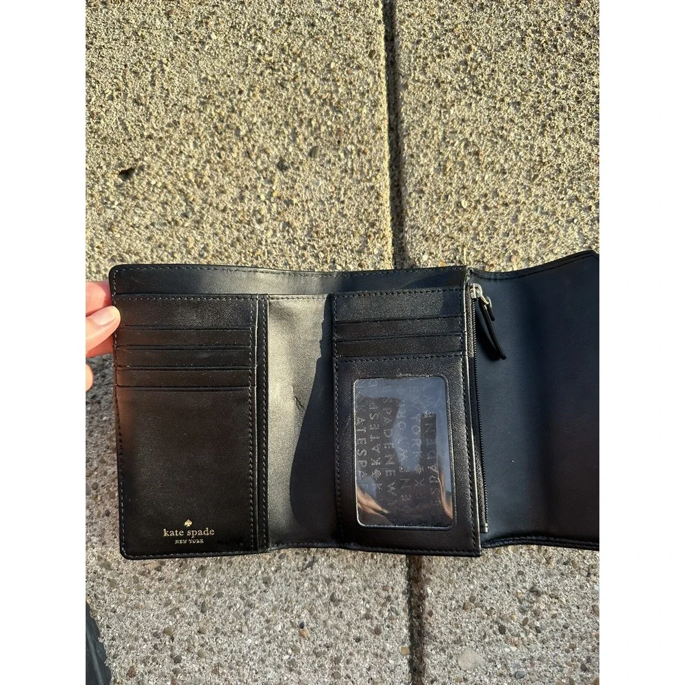 Kate Spade New York‎ Medium Compact Bifold Wallet Black